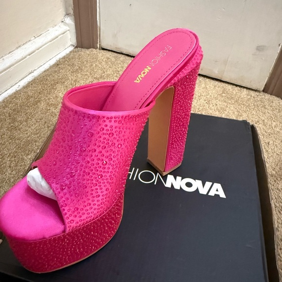 Fashion Nova Fuchsia Rhinestone Heels - Picture 2 of 6